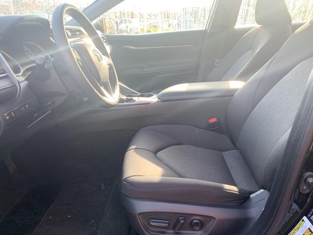 39894-toyota-camry-2018-fwd