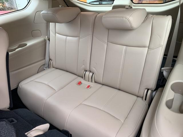 39907-nissan-pathfinder-2018-fwd