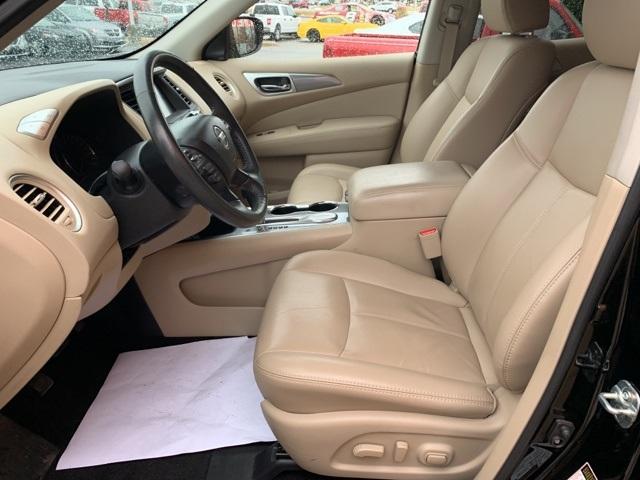 39910-nissan-pathfinder-2018-fwd