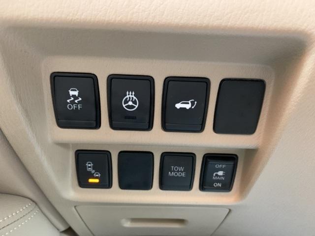 39914-nissan-pathfinder-2018-fwd