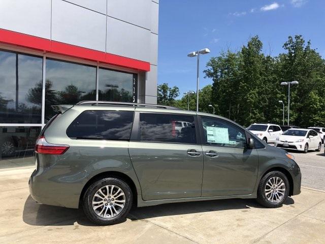 3993-toyota-sienna-2020-5348
