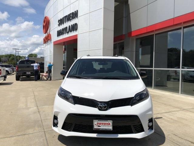 4003-toyota-sienna-2020-5342