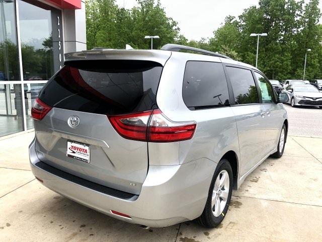 4023-toyota-sienna-2020-5338