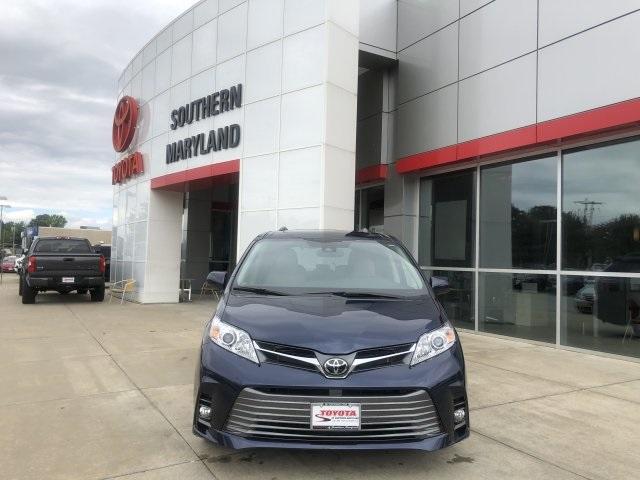 4049-toyota-sienna-2020-5349