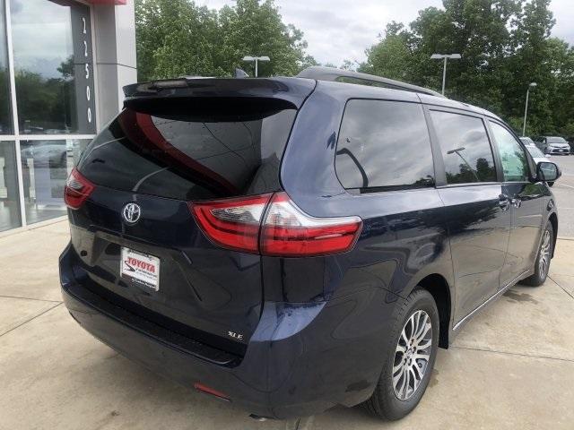 4054-toyota-sienna-2020-5349