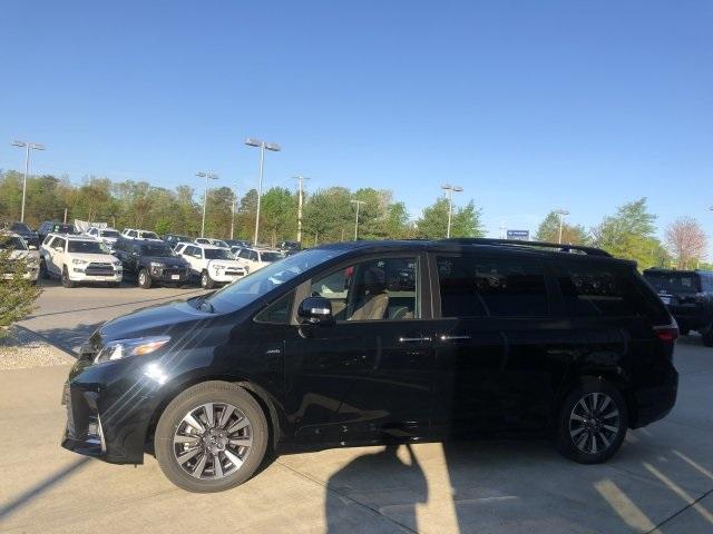 4177-toyota-sienna-2019-5387