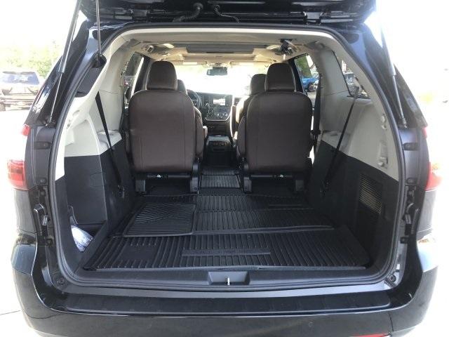 4180-toyota-sienna-2019-5387