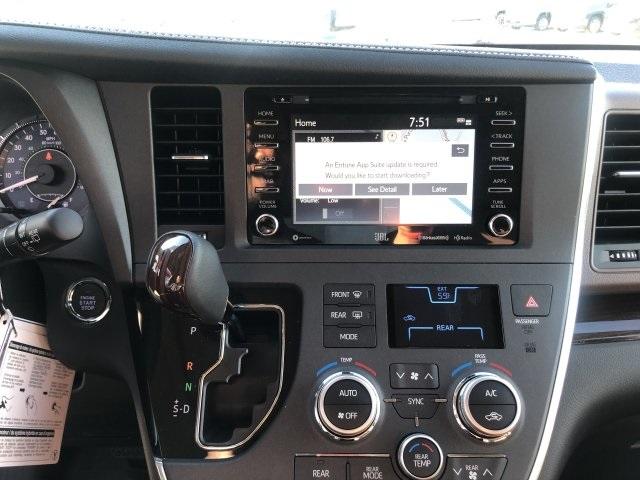 4189-toyota-sienna-2019-5387