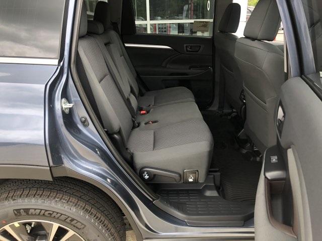 4262-toyota-highlander-2019-6942