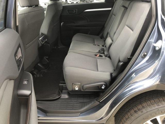 4265-toyota-highlander-2019-6942