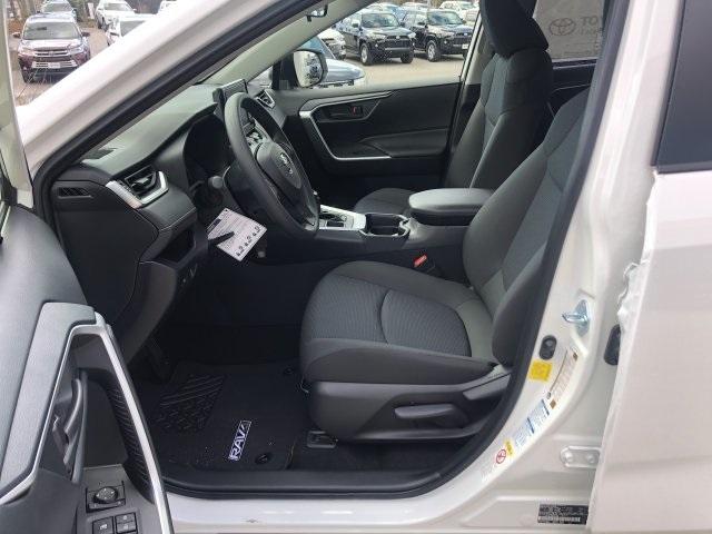 4344-toyota-rav4-2019-4432