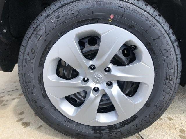 4349-toyota-rav4-2019-4432