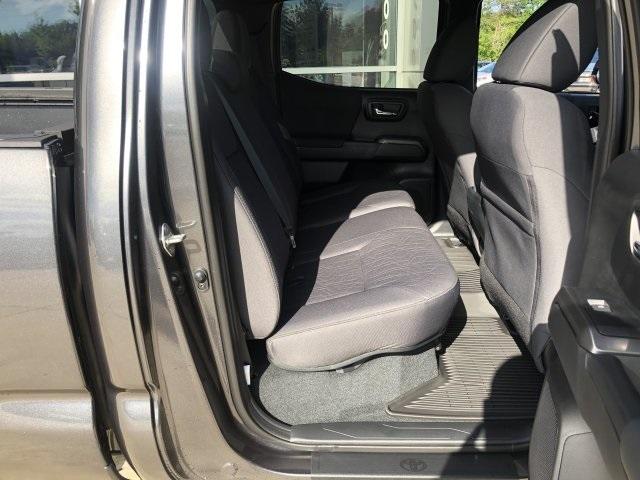 4358-toyota-tacoma-2019-