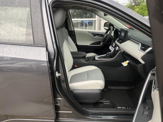 4438-toyota-rav4-2019-4478