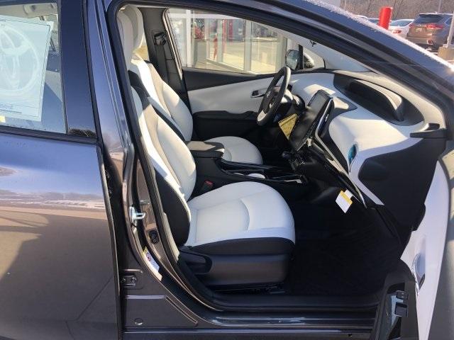 4470-toyota-priusprime-2019-1237