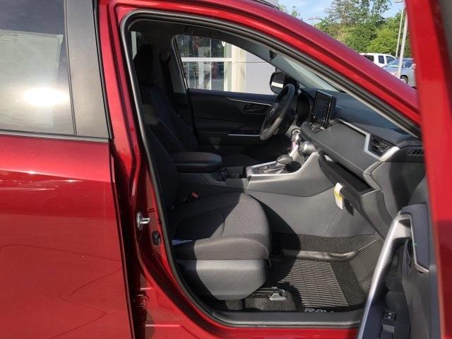 4550-toyota-rav4-2019-4432