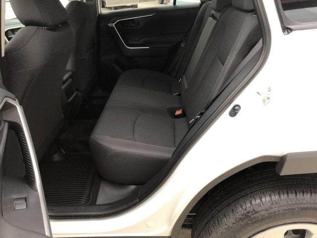 4568-toyota-rav4-2019-4432