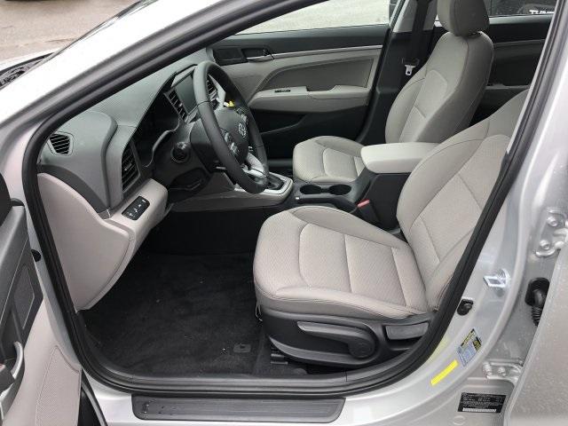4599-hyundai-elantra-2019-48422f45