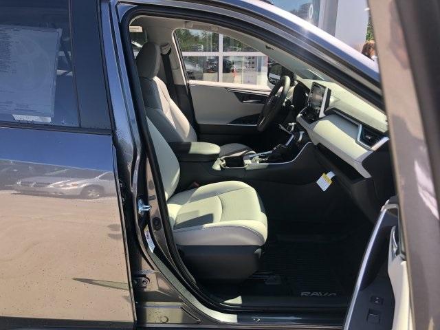 4614-toyota-rav4-2019-4452