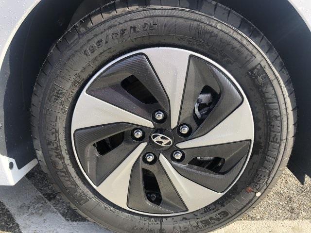 4652-hyundai-ioniqhybrid-2019-n0522f4s