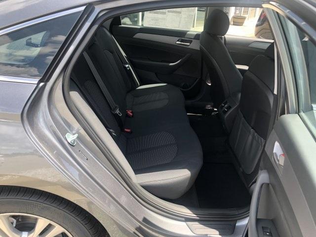 4884-hyundai-sonata-2019-284j2f4p
