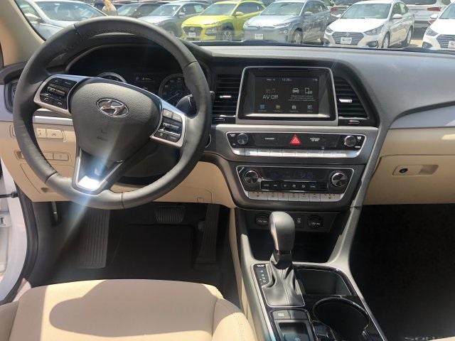 4902-hyundai-sonata-2019-284j2f4p