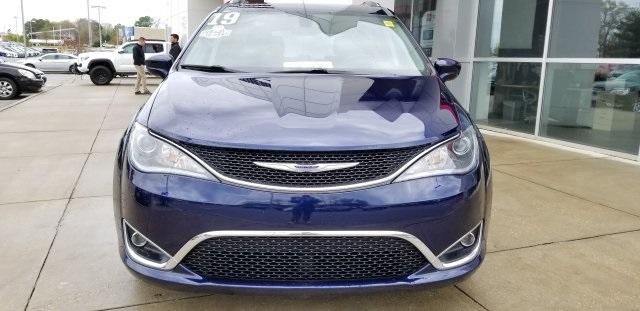 4978-chrysler-pacifica-2019-ruch53