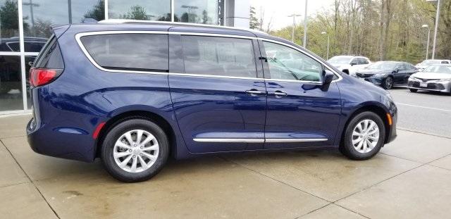 4984-chrysler-pacifica-2019-ruch53