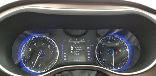 4985-chrysler-pacifica-2019-ruch53