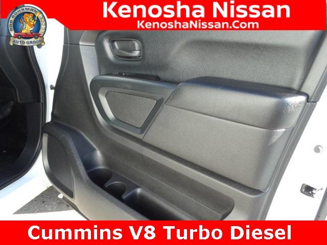 50355-3461-nissan-titanxd-2017-55017