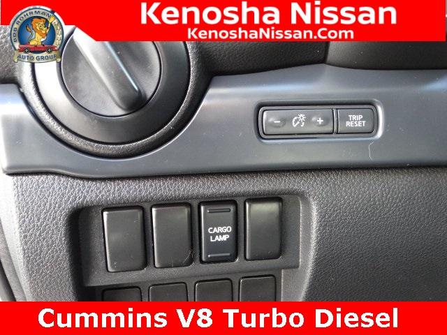 50370-3461-nissan-titanxd-2017-55017