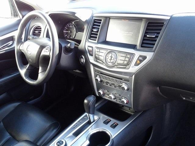 50387-3463-nissan-pathfinder-2017-25417