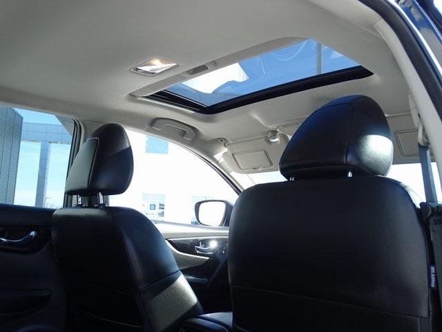 50470-3466-nissan-rogue-2017-22617