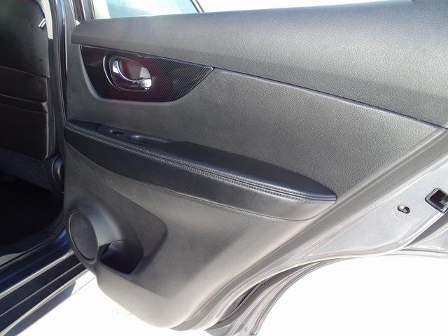 50506-3467-nissan-rogue-2017-22617