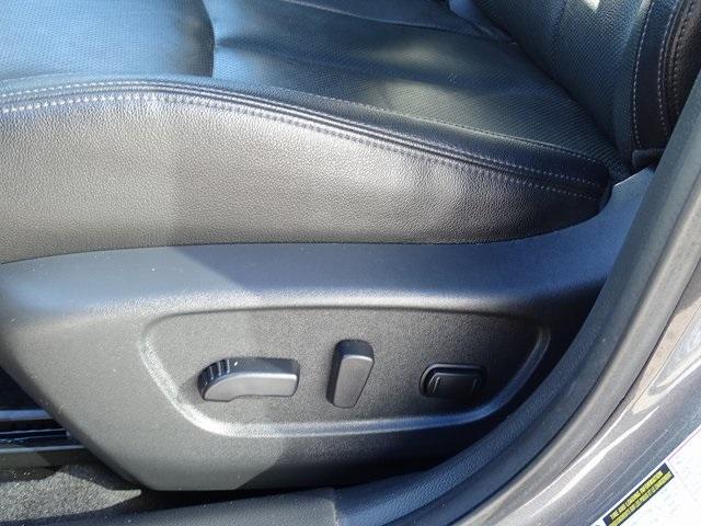 50518-3467-nissan-rogue-2017-22617