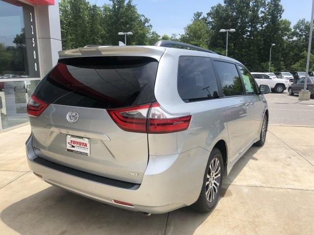 5052-toyota-sienna-2020-5349