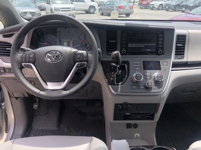 5058-toyota-sienna-2020-5349