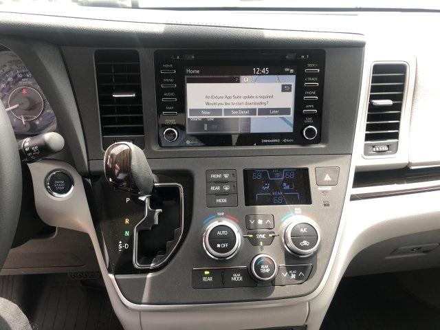 5060-toyota-sienna-2020-5349