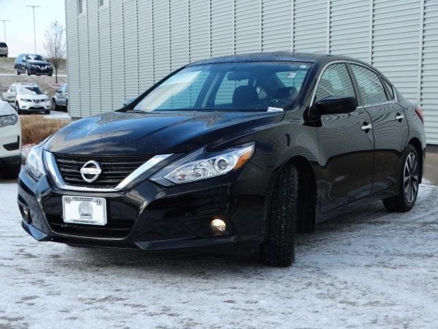 50613-3470-nissan-altima-2017-13317