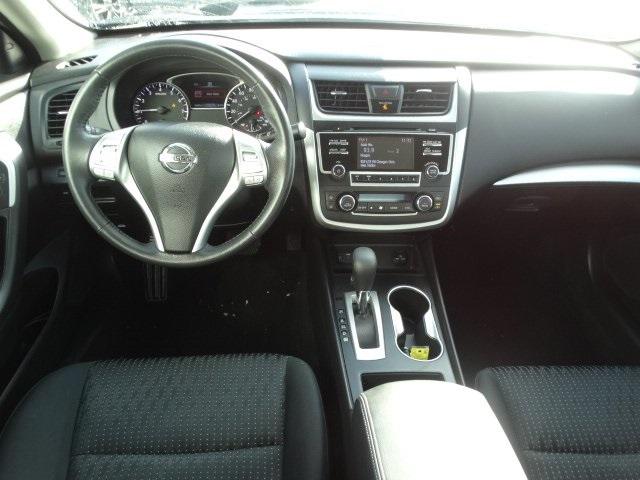 50623-3470-nissan-altima-2017-13317