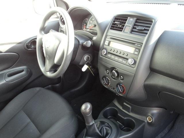 50675-3472-nissan-versa-2017-11157