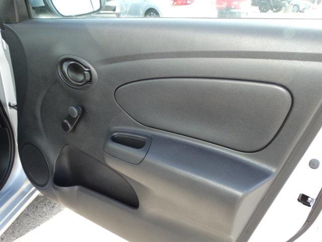 50676-3472-nissan-versa-2017-11157