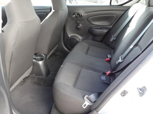50683-3472-nissan-versa-2017-11157