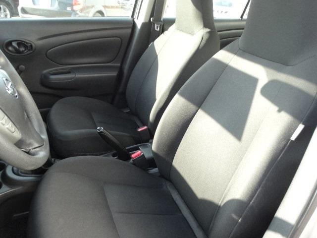 50686-3472-nissan-versa-2017-11157