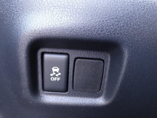 50689-3472-nissan-versa-2017-11157
