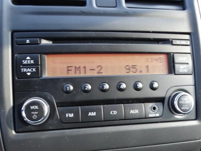 50693-3472-nissan-versa-2017-11157