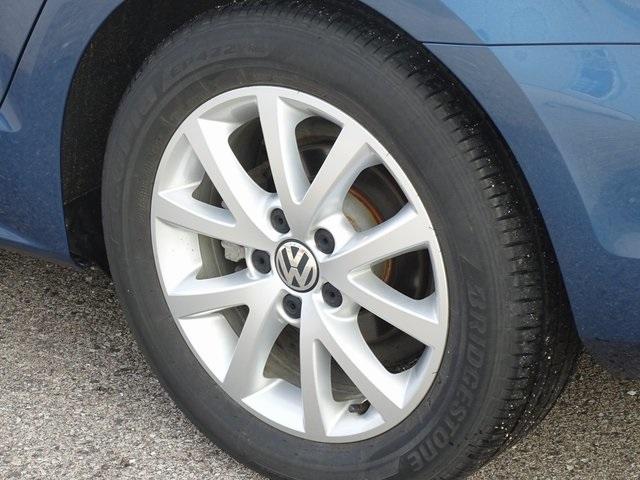 50821-3479-volkswagen-jetta-2015-jetta