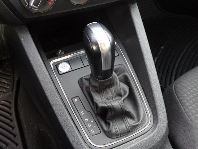 50828-3479-volkswagen-jetta-2015-jetta