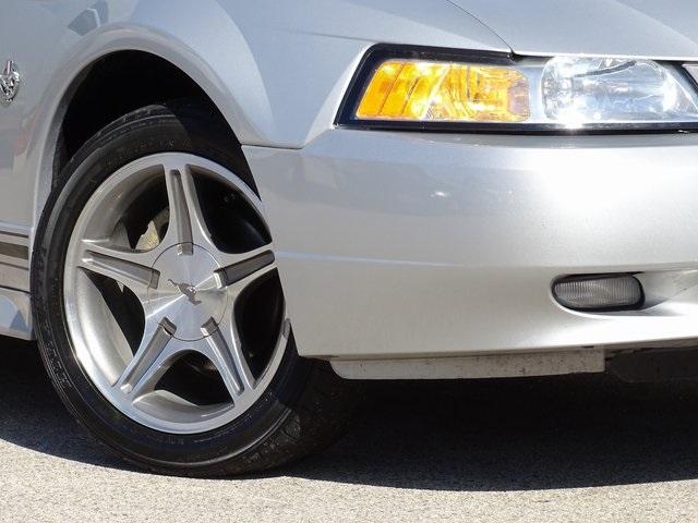 51027-3489-ford-mustang-1999-p45