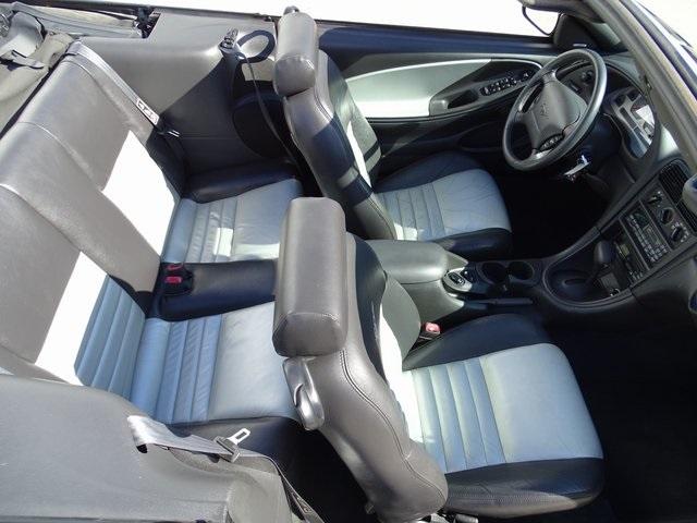 51041-3489-ford-mustang-1999-p45